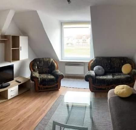 Apartament Plazowy Apartment Леба Екстериор снимка